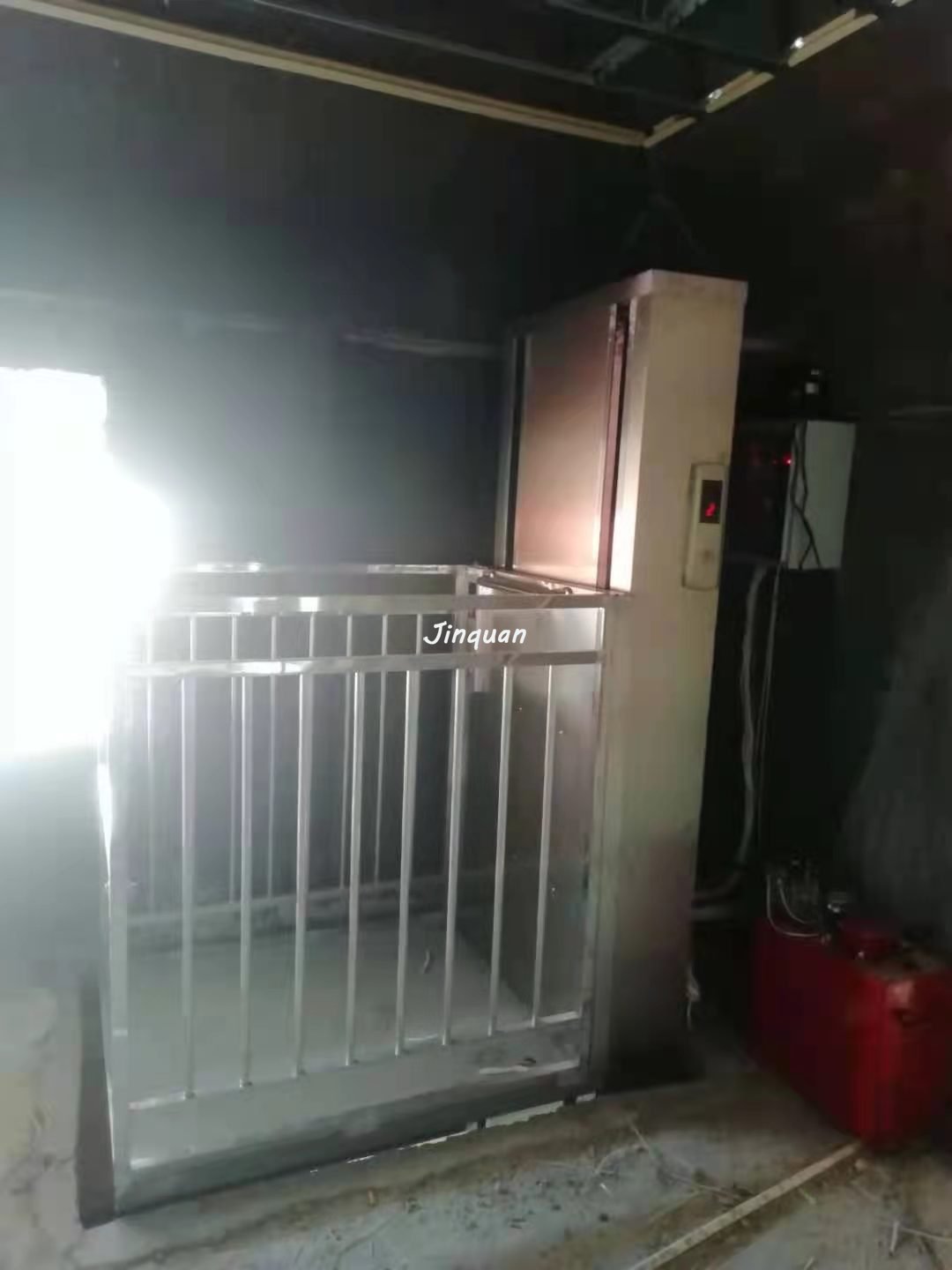 無障礙升降機