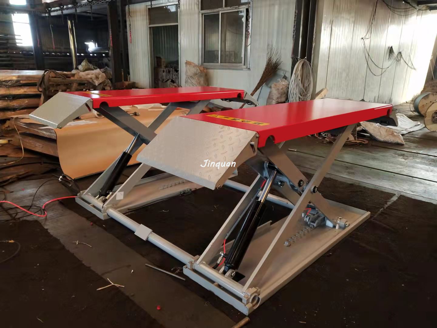 汽車舉升機