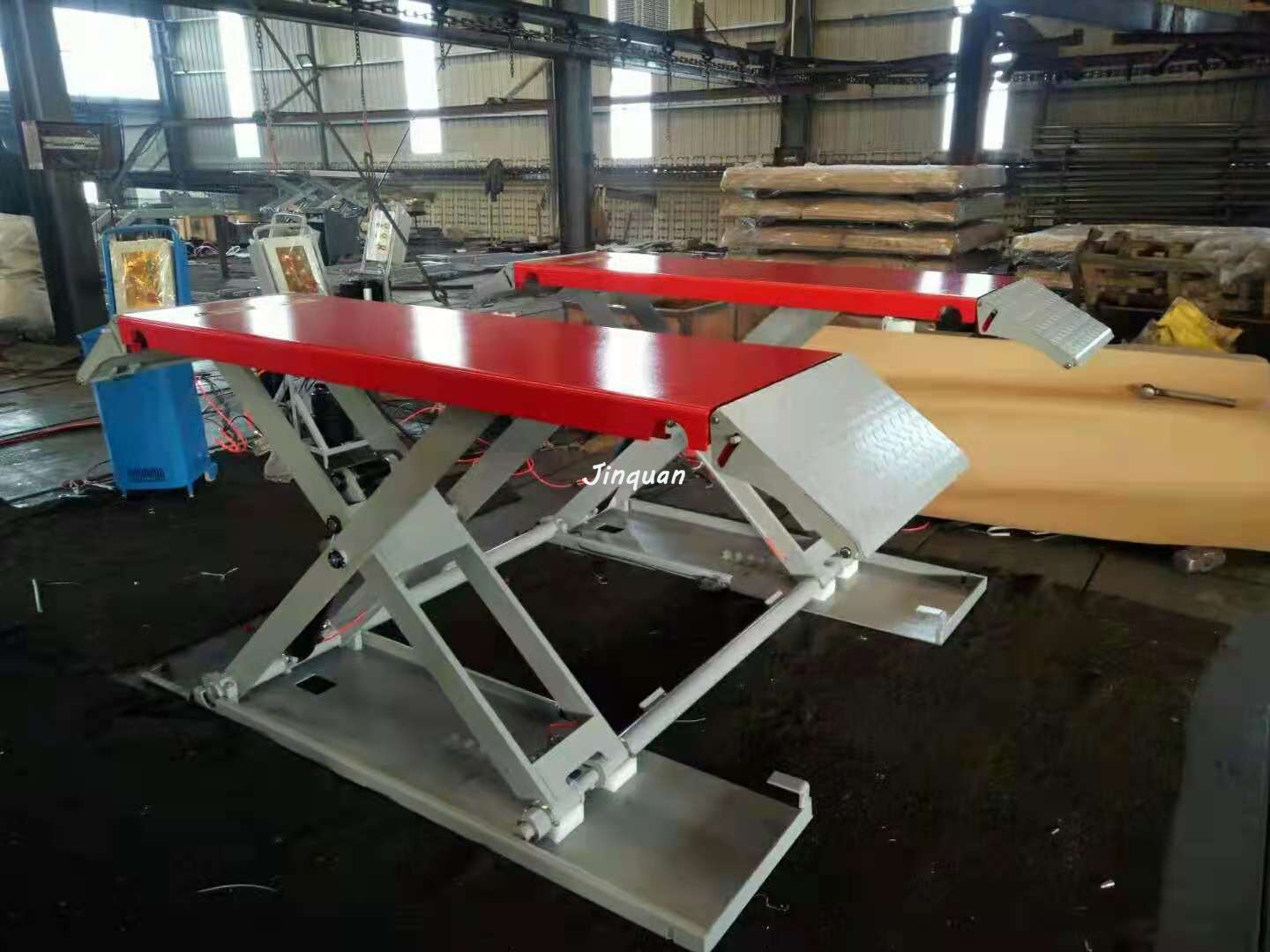 汽車舉升機